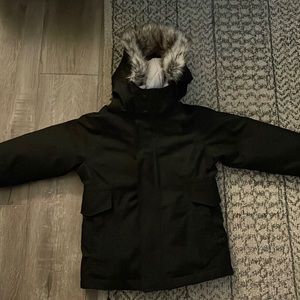 North face kids s 7/8 snow skit jacket with fur